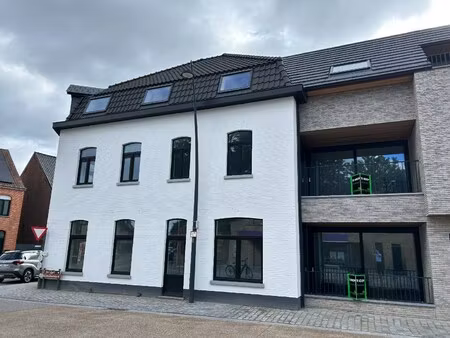 appartement te koop in sint-baafs-vijve met 2 slaapkamers