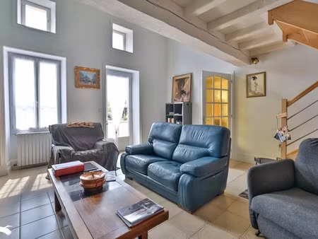 vente maison 5 pièces 131 m² à saint-martial-de-vitaterne (17500)  260 190 €