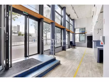 location commerce paris 75013