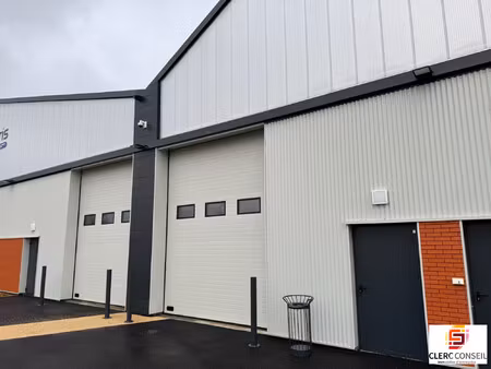 location local commercial 163m² pavilly 76570