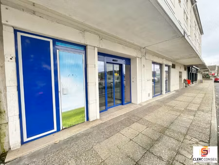 location local commercial 124m² petit couronne 76650