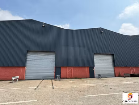 location local commercial 2 808m² le grand quevilly 76120