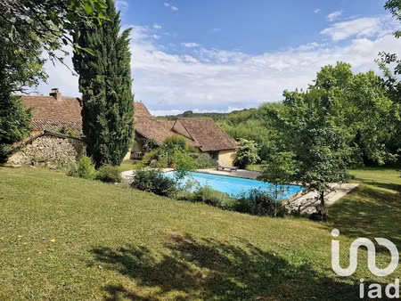 vente maison 11 pièces 205 m² à saint-jean-d'estissac (24140)  300 000 €