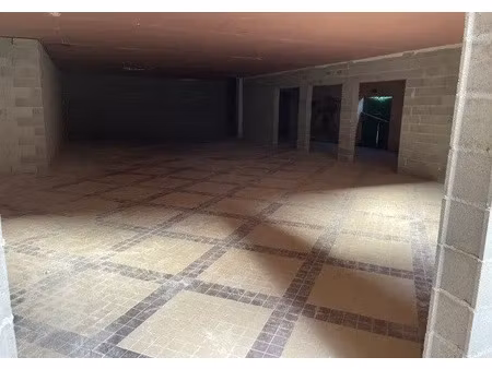 local commercial 216m²