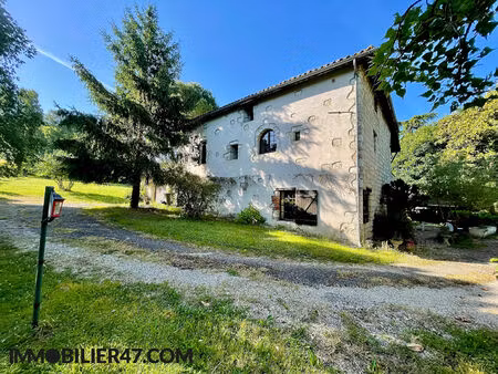 maison de campagne en pierre