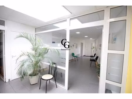 location local commercial 45m² les sorinieres 44840