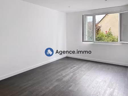 vente appartement 2 pièces 50 m² saint-cyr-sur-loire (37540)