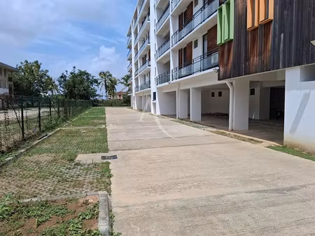 location appartement 2 pièces 43 m² à cayenne (97300)  870 €