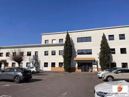 immobilier professionnel à louer cléon