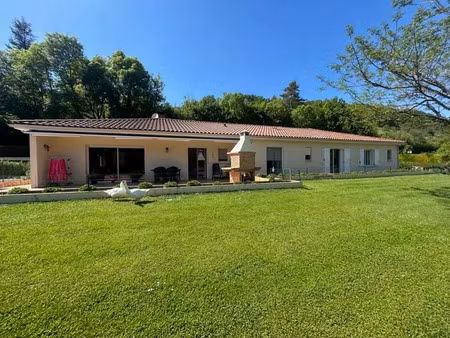 vente maison 6 pièces 185 m² à lissac-et-mouret (46100)  472 500 €