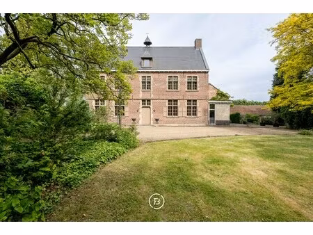 huis te koop in sint-kornelis-horebeke met 10 slaapkamers