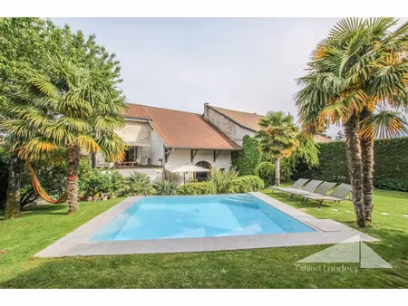 vente maison 5 pièces 242 m² à divonne-les-bains (01220)  1 295 000 €