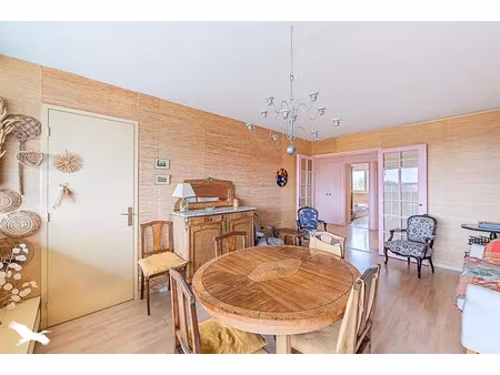 vente appartement 5 pièces 97 m² à blanquefort (33290)  213 000 €