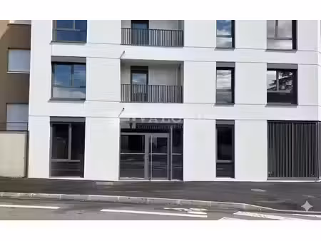local commercial à louer