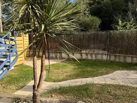 location meublée appartement 2 pièces 51.79 m² à taradeau (83460)  850 €