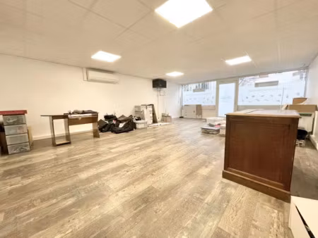 location locaux professionnels 60 m² à montrouge (92120)  1 600 €