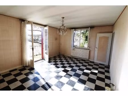 maison de village de 95 m² de sh  sous-sol aménageable  3 chambres jardin de 350 m²