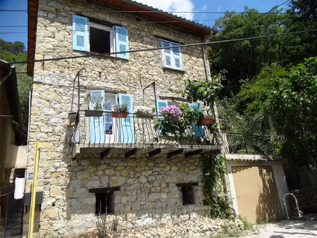 vente maison 4 pièces 67 m² toudon (06830)