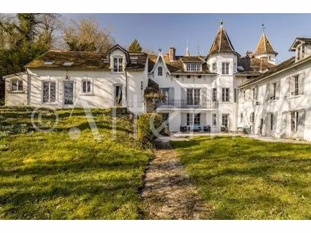 maison de luxe en vente à hardricourt  france