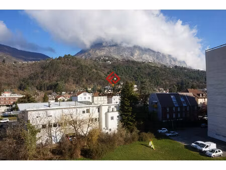 location parking meylan 38240