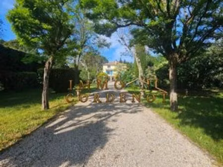 maison de 9 pièces de luxe en vente à besse-sur-issole  provence-alpes-côte d'azur