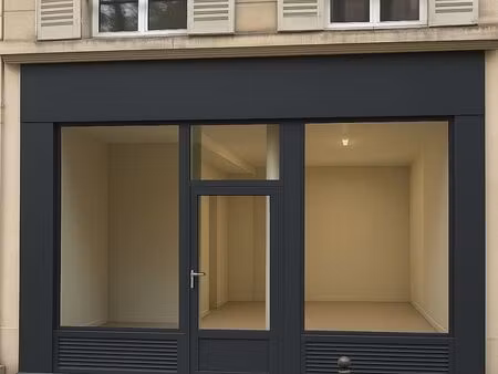 location commerce 1 pièce 57 m² à paris 7 (75007)
