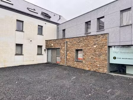 1 à 2 bureaux à recogne