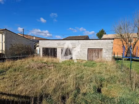 vente terrain 327 m² à pugnac (33710)  56 000 €