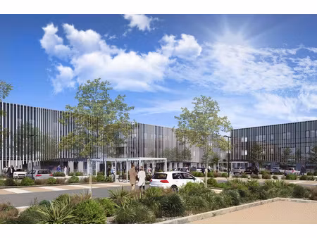 local bureau avec parkings - 95.6m2