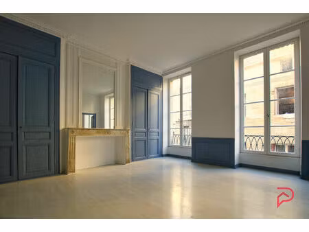 bordeaux saint paul - t2bis à rénover avec prestations anciennes