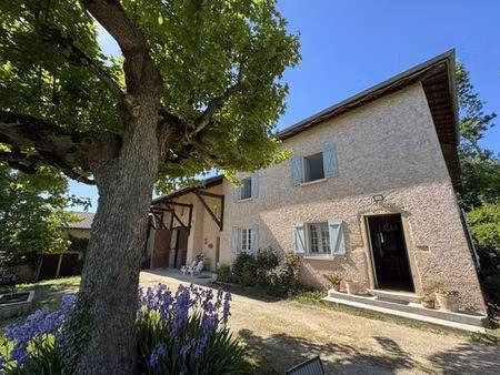 maison de prestige de 205 m2 en vente saint-hilaire-de-la-côte  france