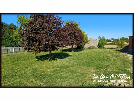 a vendre terrain constructible 860 m2 - 11400