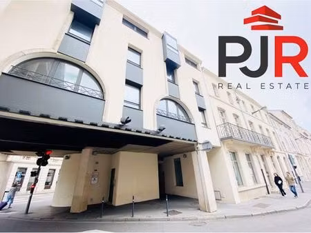 bureau de prestige de 200 m2 en location - nancy  france
