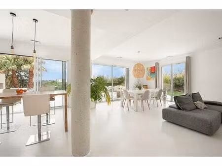 vente villa à albi 8 pièces 250m2 jardin 3800m2 avec piscine