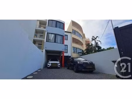 maison à louer - 7 pièces - 174 23 m2 - st denis - 974 - reunion