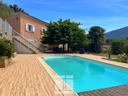 vente villa 8 pièces