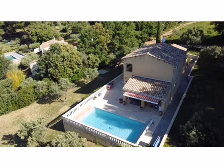 villa 135m2 avec sa piscine