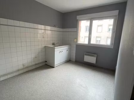 location appartement 2 pièces 63 m² à arc-lès-gray (70100)