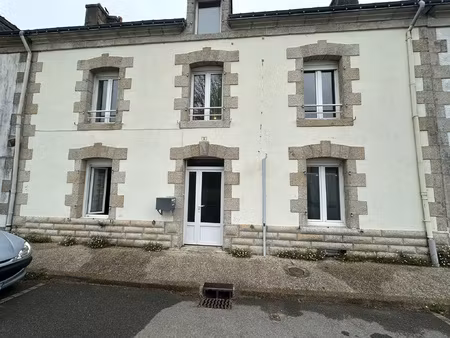 maison de ville sur la commune de la chapelle-neuve