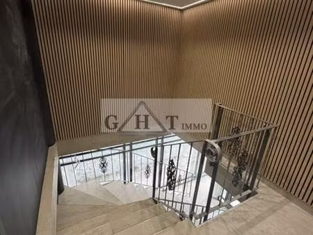 location bureau 81 m² à maisons-alfort (94700)