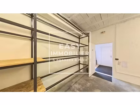 location locaux professionnels 1 pièce 43.31 m² à saint-andre-de-la-roche (06730)  605 €