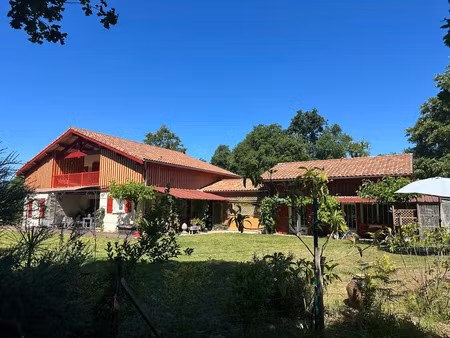 vente maison 6 pièces 210 m² à gabarret (40310)  349 900 €