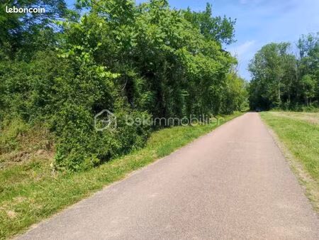 terrain 3 630 m² saint florentin