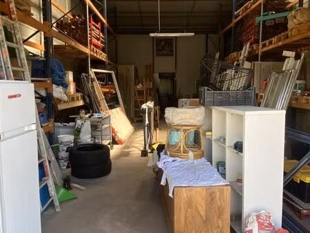 local commercial 100 m²