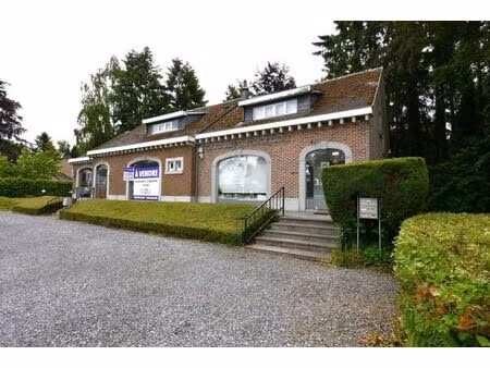 immeuble de rapport le long de la route du condroz à neupré