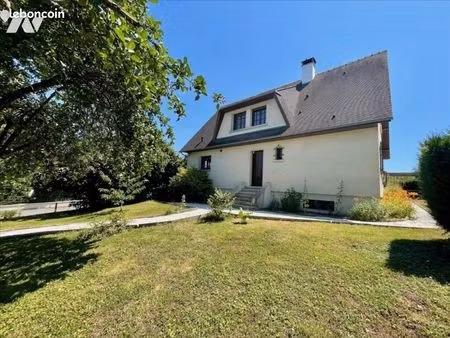 maison 6 pièces 150 m²
