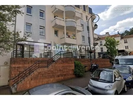 local commercial 34 m²