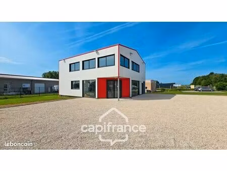 local commercial 220 m²