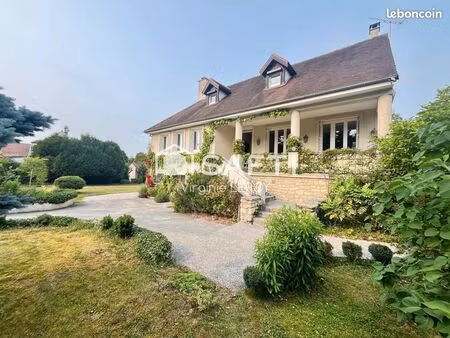propriété 6 pièces 149 m²