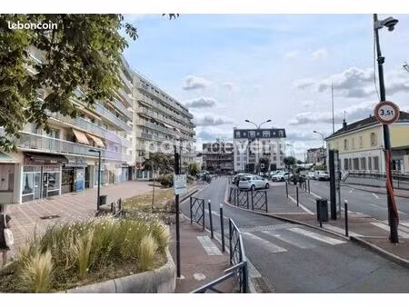 epicerie/primeur 90 m²